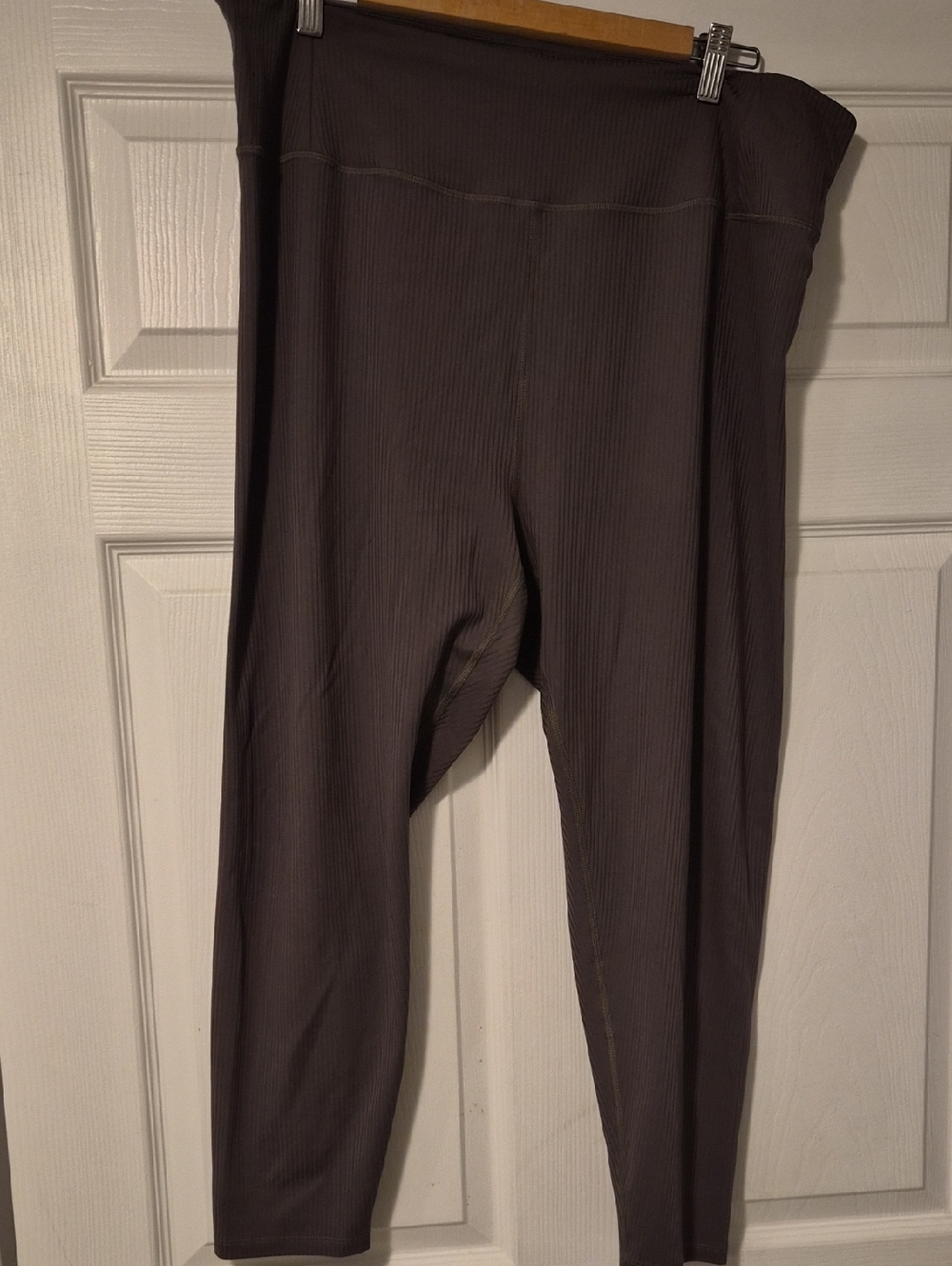 girlfriend collective Ribbed High-Waist Leggings in Olive